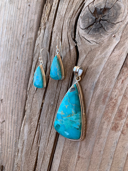 Turquoise pendant & earring set