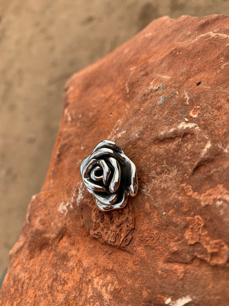Rose pendant