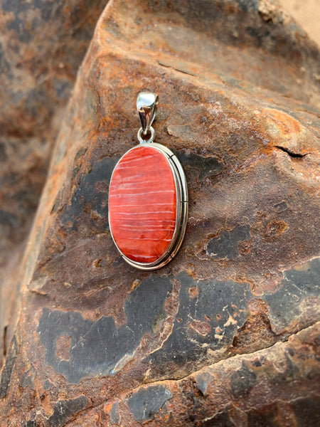 Oval Spiny Oyster Shell pendant