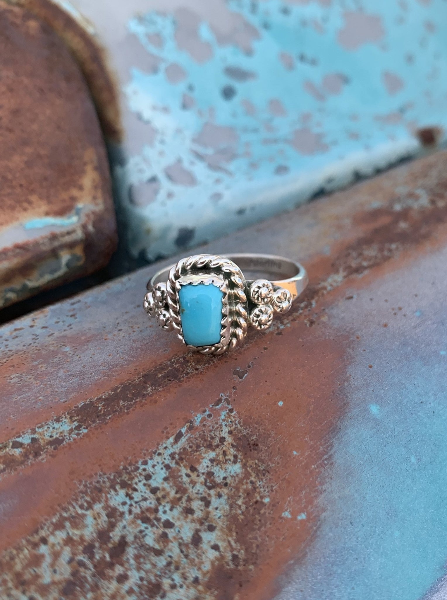 Delicate Kingman Turquoise ring size 7 3/4
