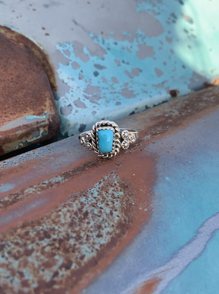 Delicate Kingman Turquoise ring size 7 3/4