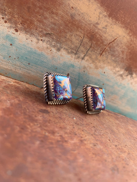 Purple Mohave stud earrings