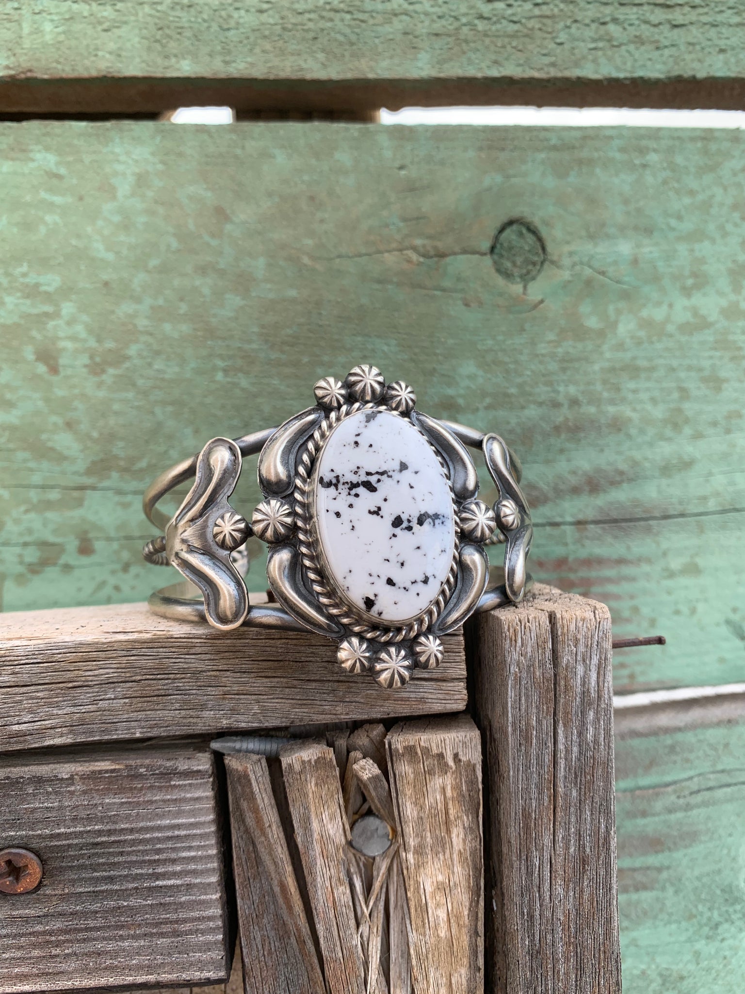 White buffalo sales turquoise bracelet