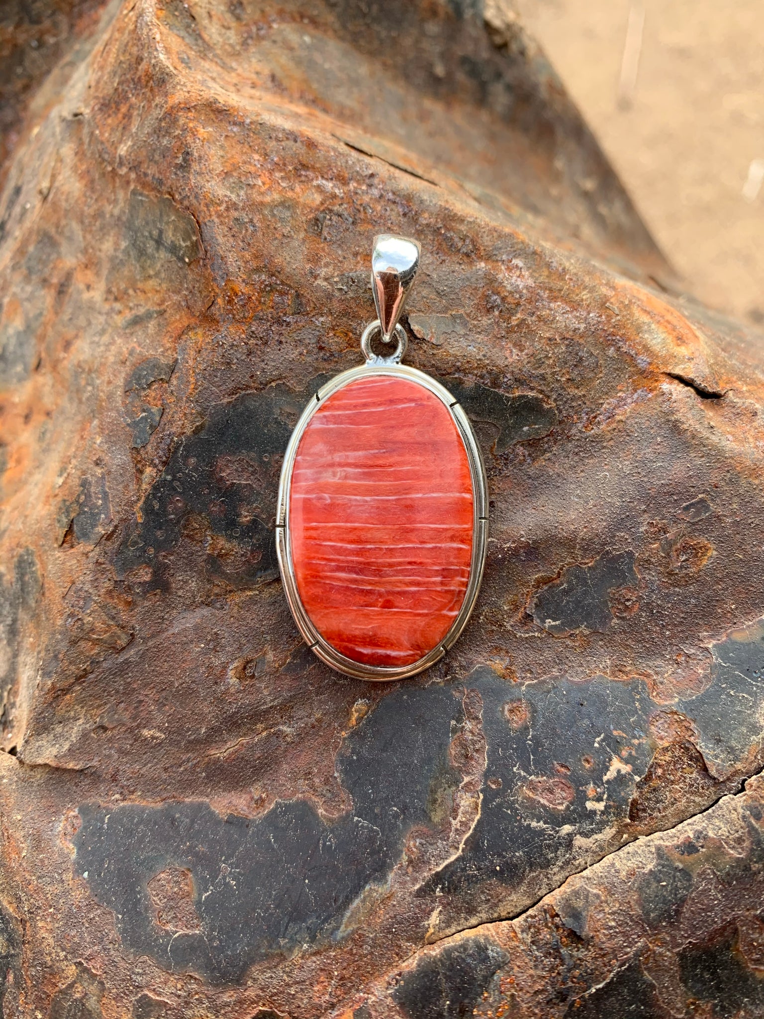 Oval Spiny Oyster Shell pendant